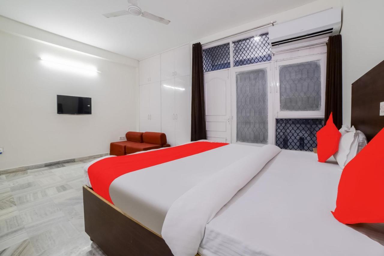 Hotel O Green Villa New Delhi Exterior photo