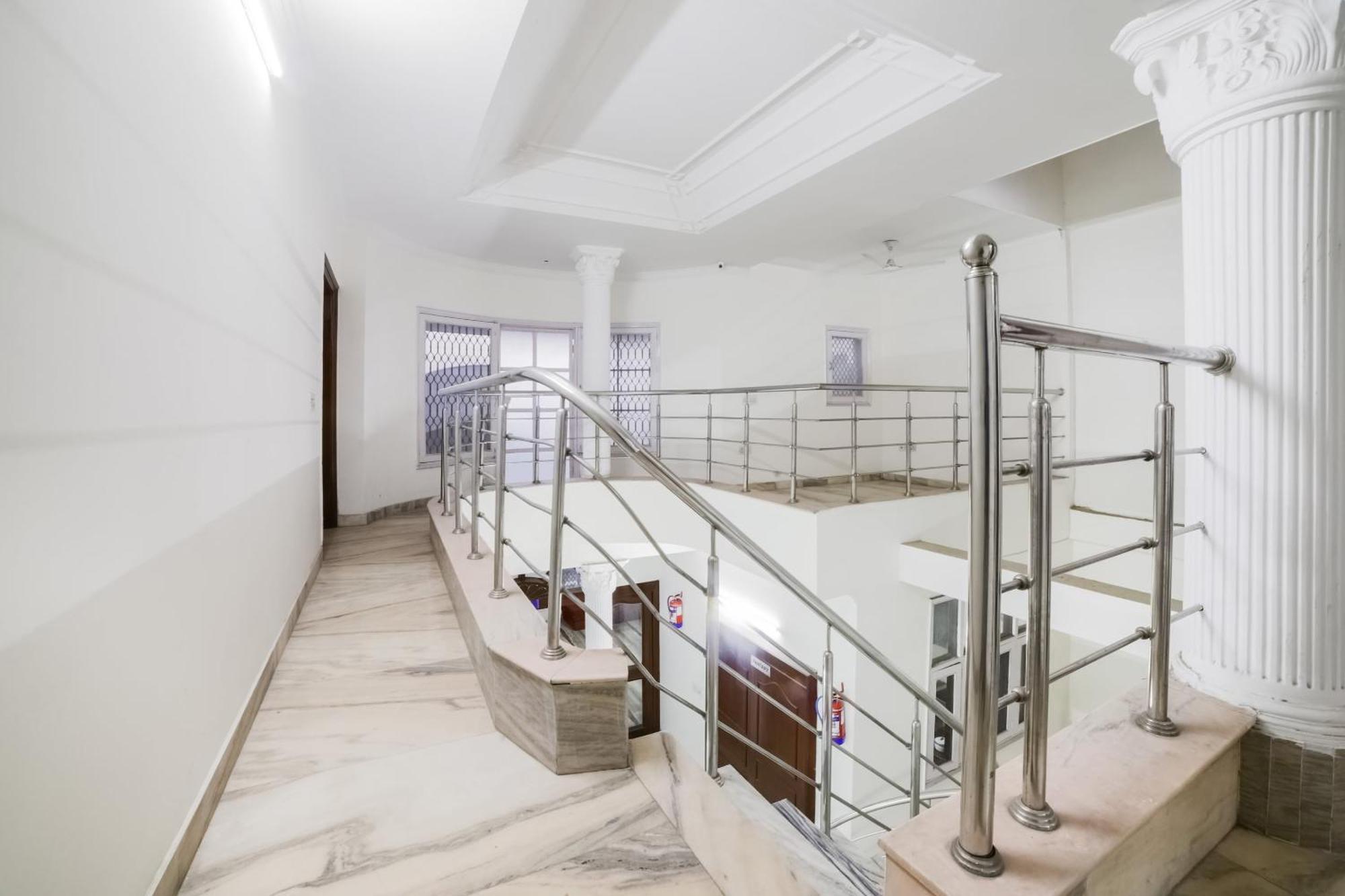 Hotel O Green Villa New Delhi Exterior photo