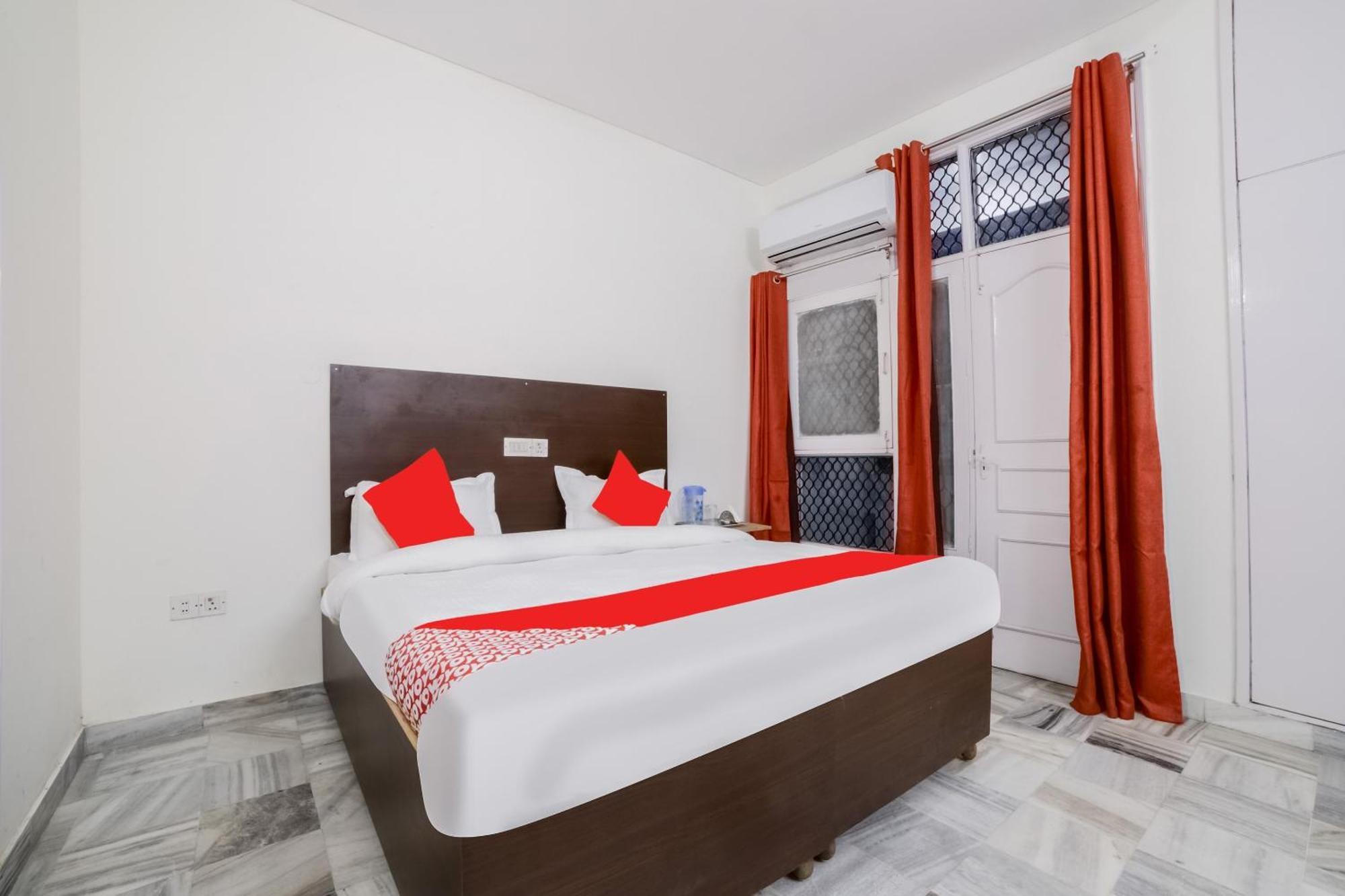 Hotel O Green Villa New Delhi Exterior photo