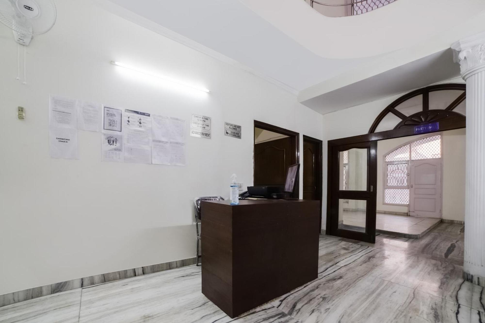 Hotel O Green Villa New Delhi Exterior photo