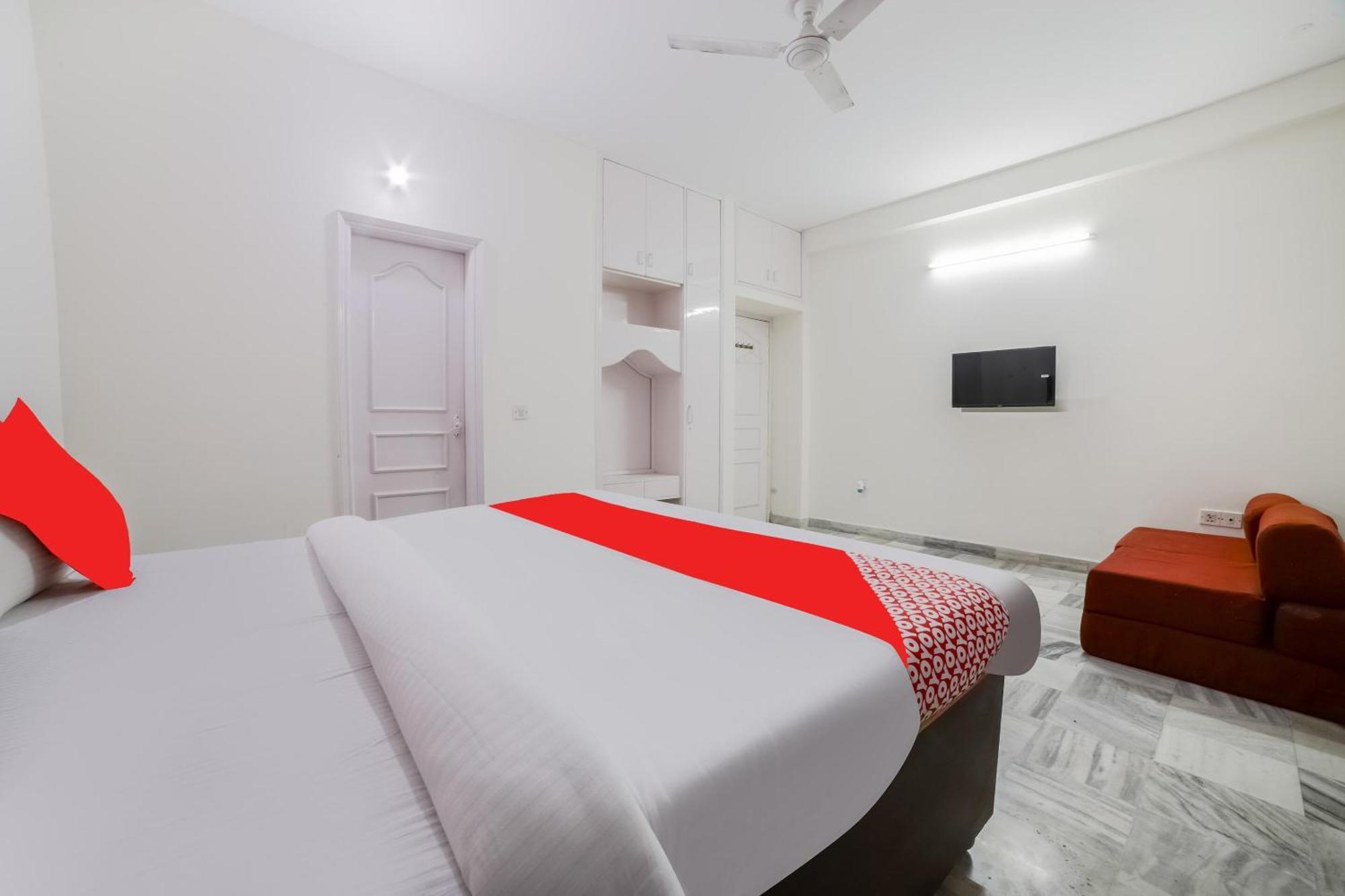 Hotel O Green Villa New Delhi Exterior photo